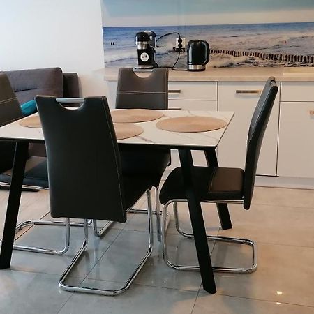 Apartamenty Mariela-Kolobrzeg Z Garazem Esterno foto