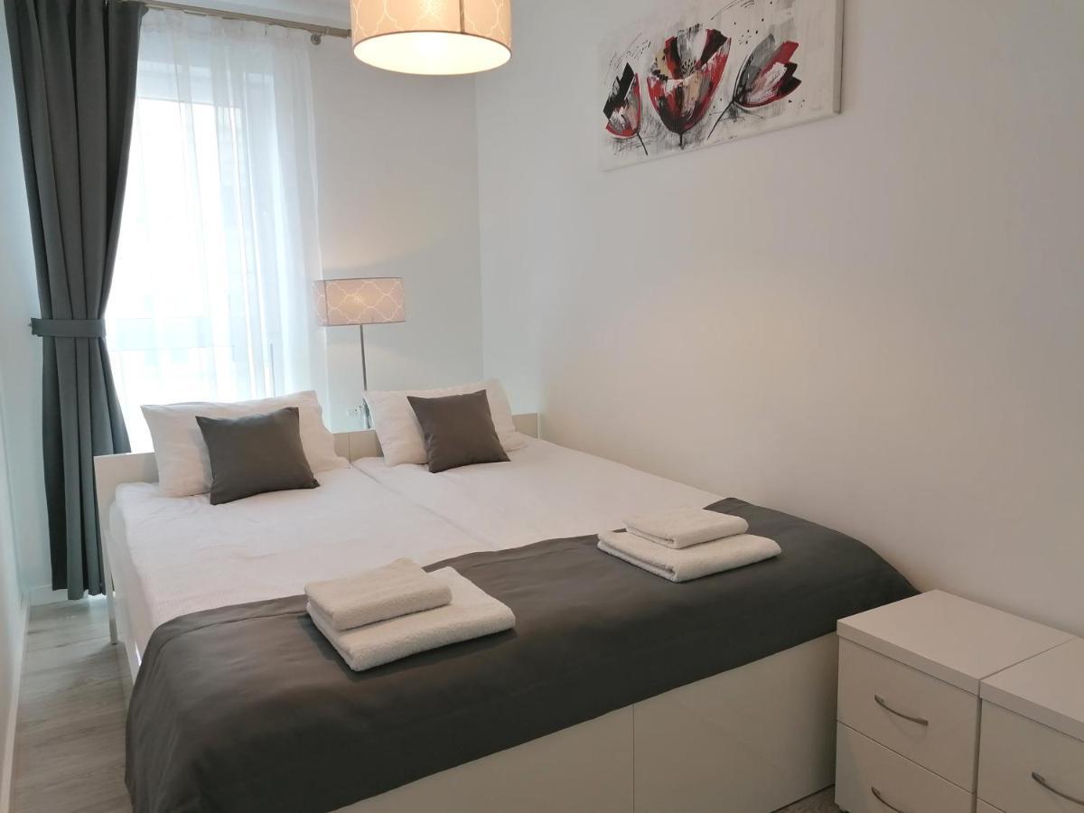 Apartamenty Mariela-Kolobrzeg Z Garazem Esterno foto