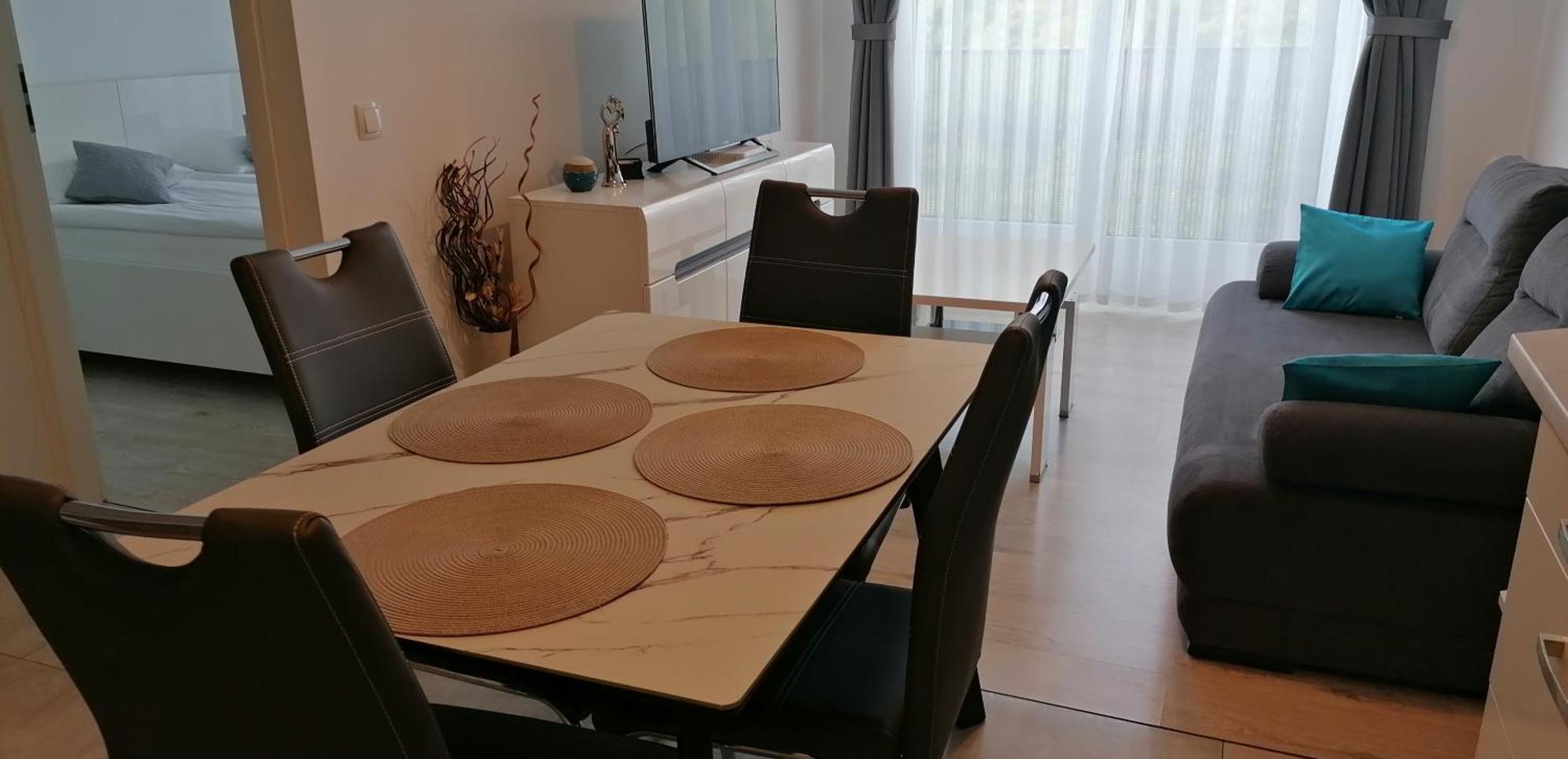 Apartamenty Mariela-Kolobrzeg Z Garazem Esterno foto