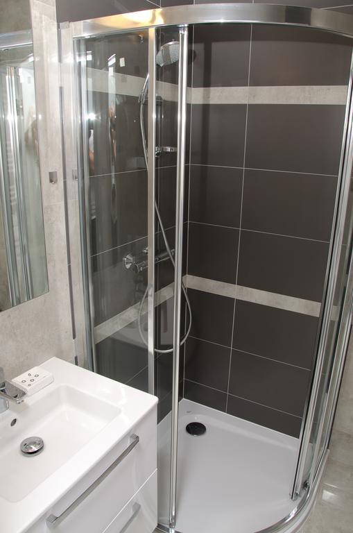 Apartamenty Mariela-Kolobrzeg Z Garazem Esterno foto